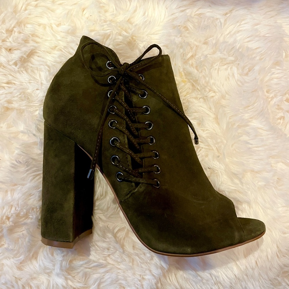 Steve Madden Ballard Heel Army Green Suede and Leather